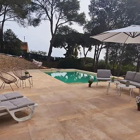 Casa La Vinya Con Parking Y Piscina