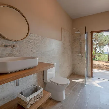 Holiday home Casa La Vinya Con Parking Y Piscina Palafrugell