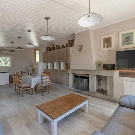 Holiday home Casa La Vinya Con Parking Y Piscina Palafrugell