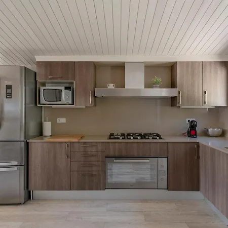 Chalet La Vinya - Casa Con Parking Y Piscina